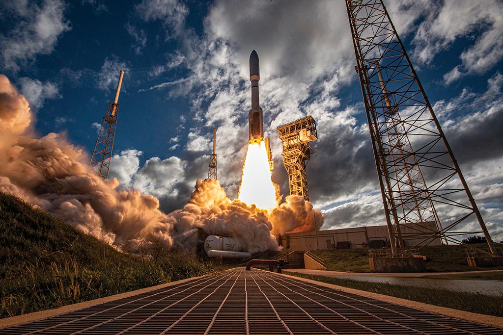 Atlas V rocket