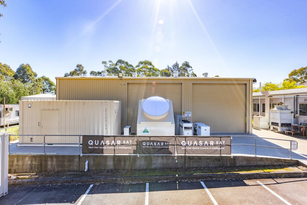 Quasar forward-deployable phased-array ground station