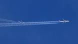 contrails