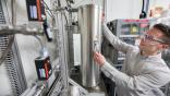 NREL researcher