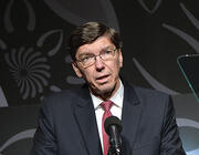 theorist Clay Christensen photo